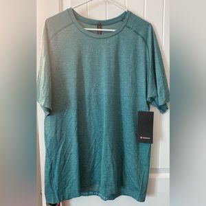 Mens lululemon shirt